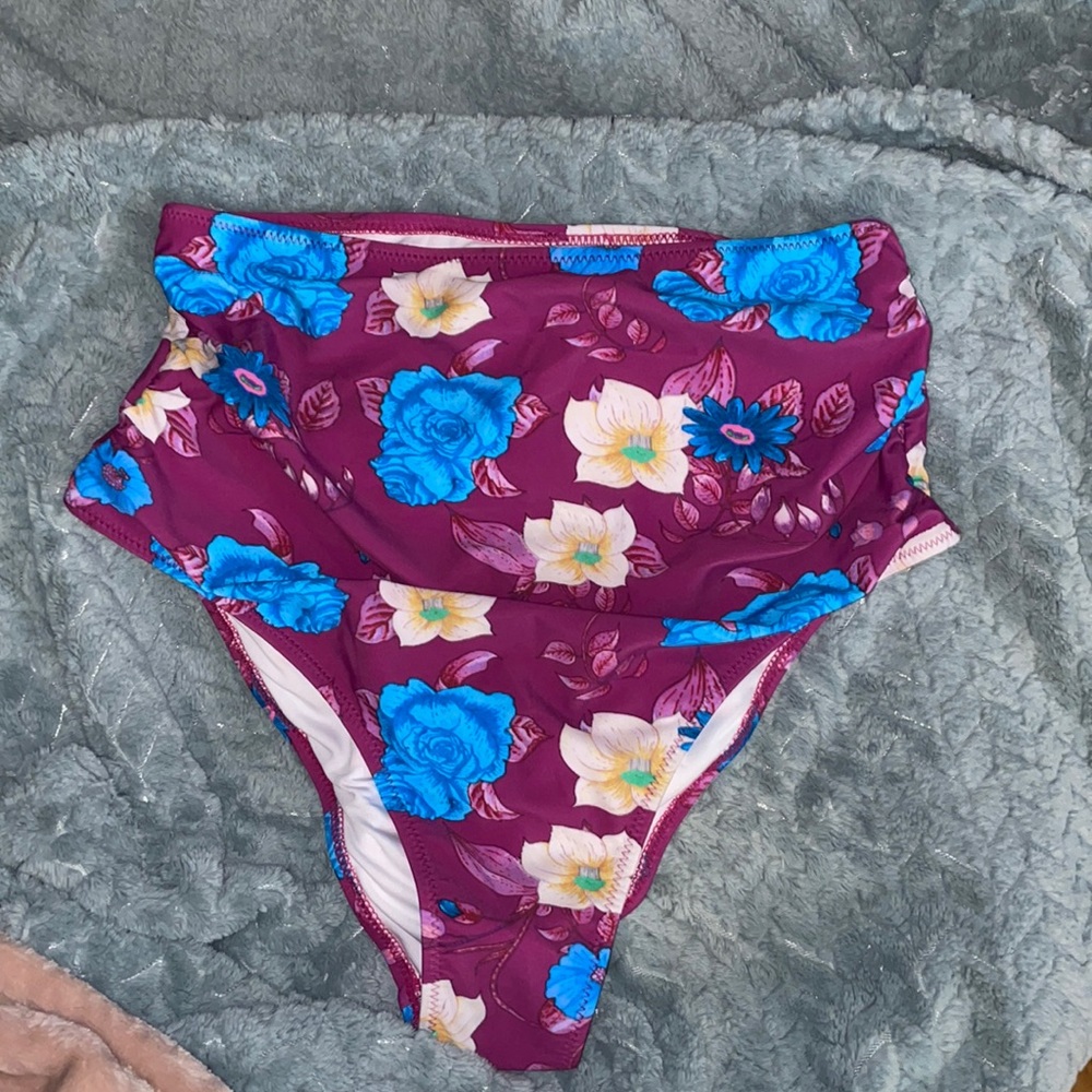 Cupshe High Waisted Floral Swim Bottoms Medium NWT